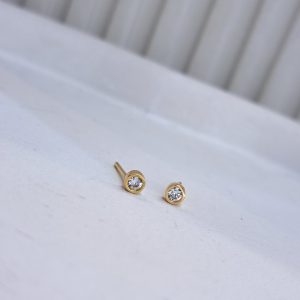 گوشواره طلا 18 عیار رزا مدل EG112